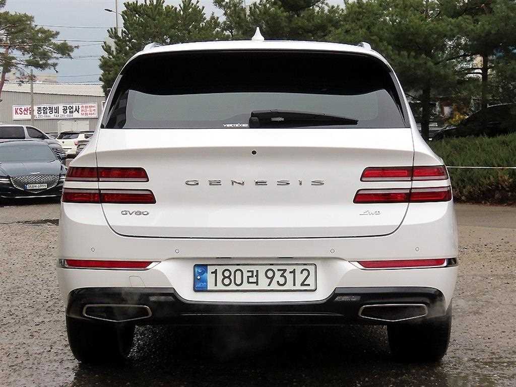 Genesis GV80 - Vista 4