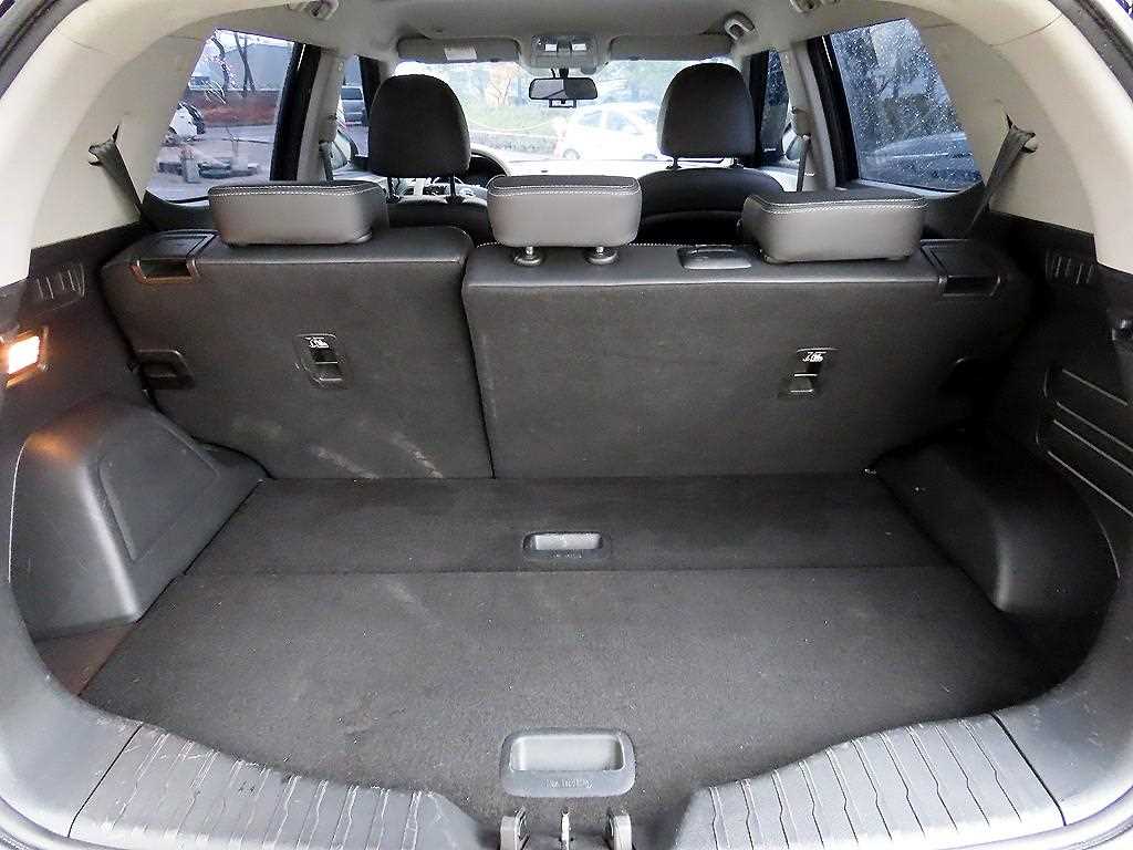 Ssangyong Tivoli 2017 Azul - Importación desde Corea - HF Imports Iquique - Foto 18