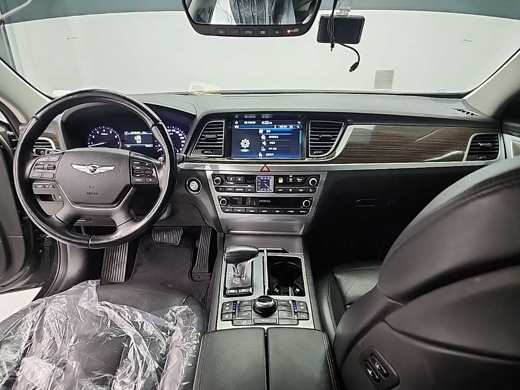 Genesis G80 - Vista 7