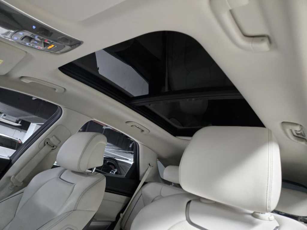 Genesis GV70 2021 Blanco - Importación desde Corea - HF Imports Iquique - Foto 17