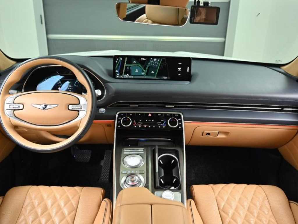 Genesis GV80 - Vista 7