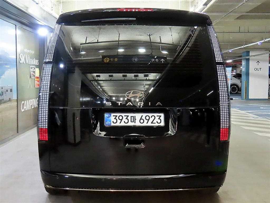 HYUNDAI Staria - Vista 5