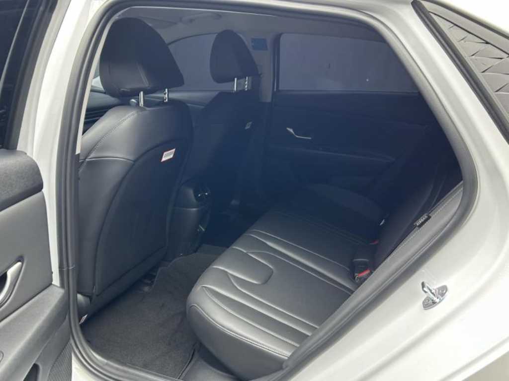 HYUNDAI Avante - Vista 6