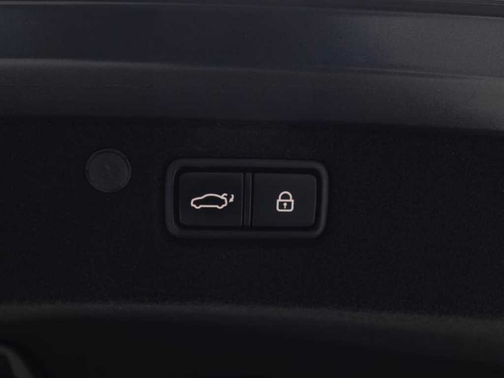 HYUNDAI Grandeur - Vista 7