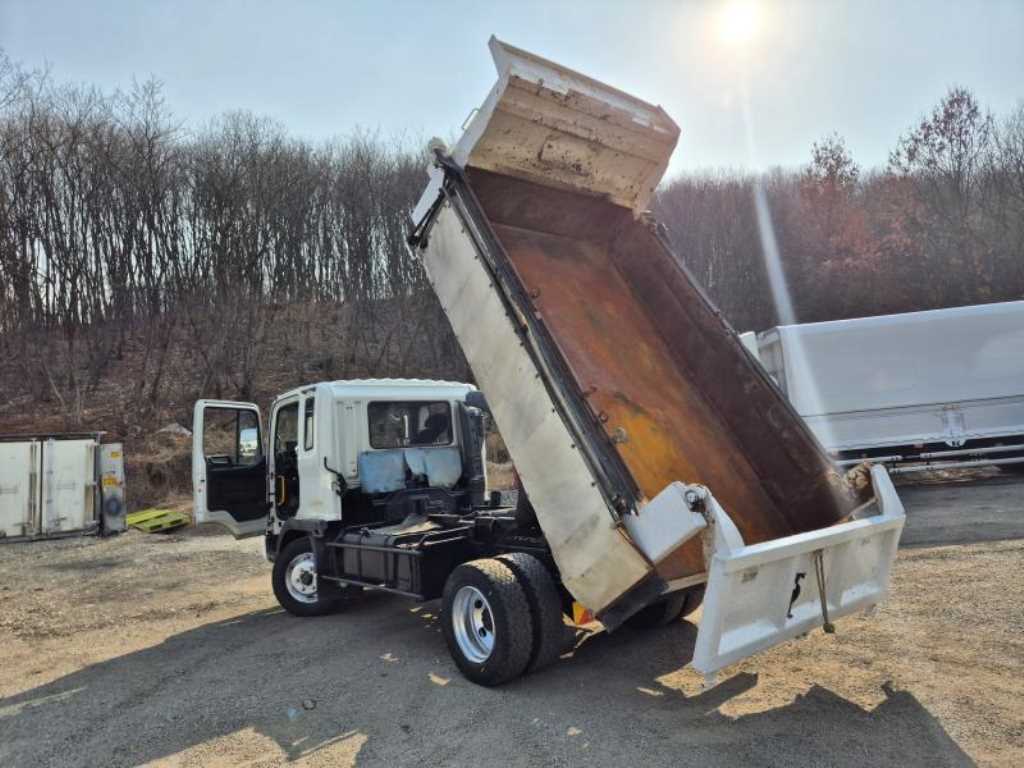 medium and large cargo dump 2004 Blanco - Importación desde Corea - HF Imports Iquique - Foto 16