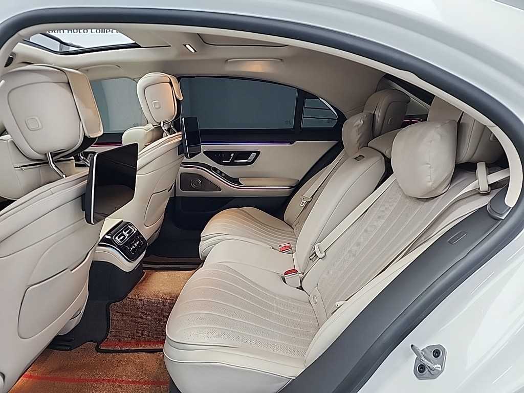 Mercedes Benz S Class - Vista 12