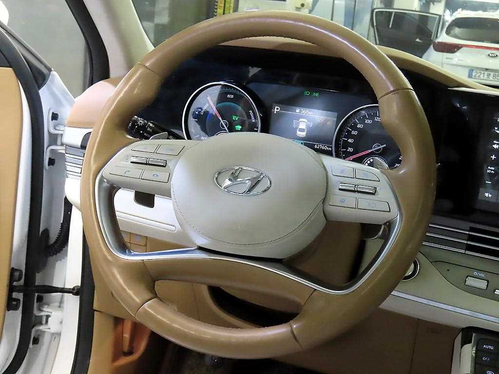 HYUNDAI Grandeur - Vista 8