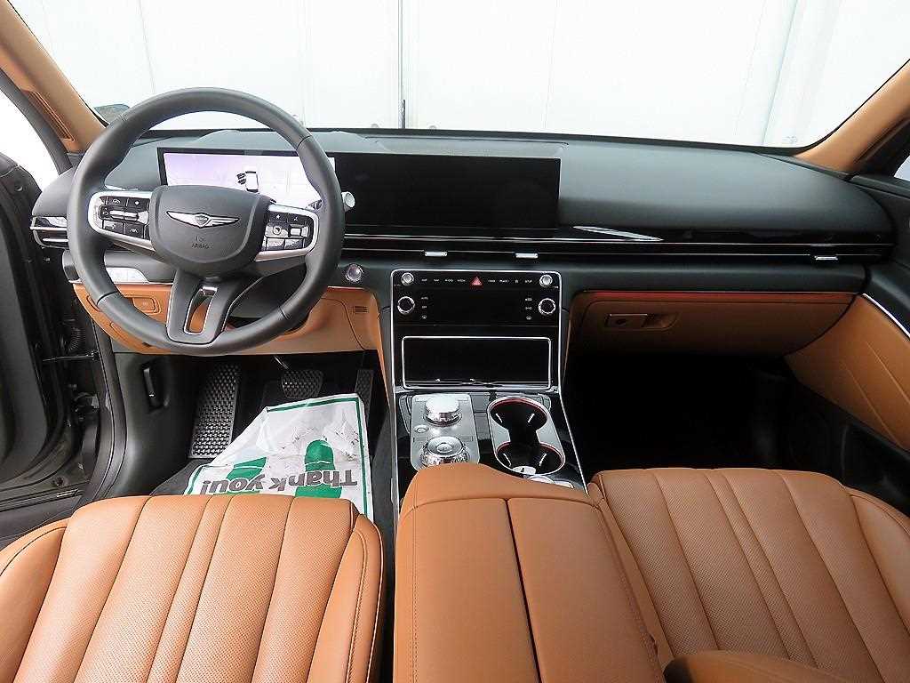 Genesis GV80 - Vista 9