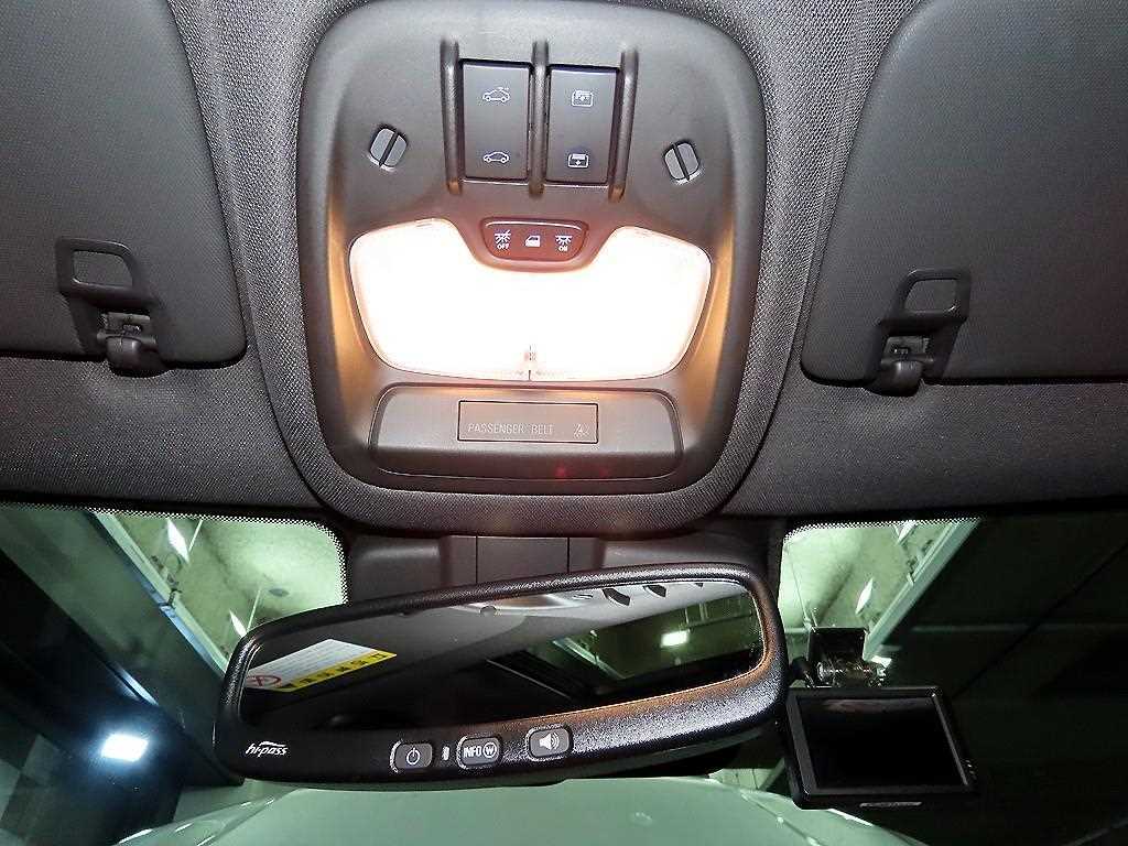 Chevrolet Trail Blazer 2021 Blanco - Importación desde Corea - HF Imports Iquique - Foto 14