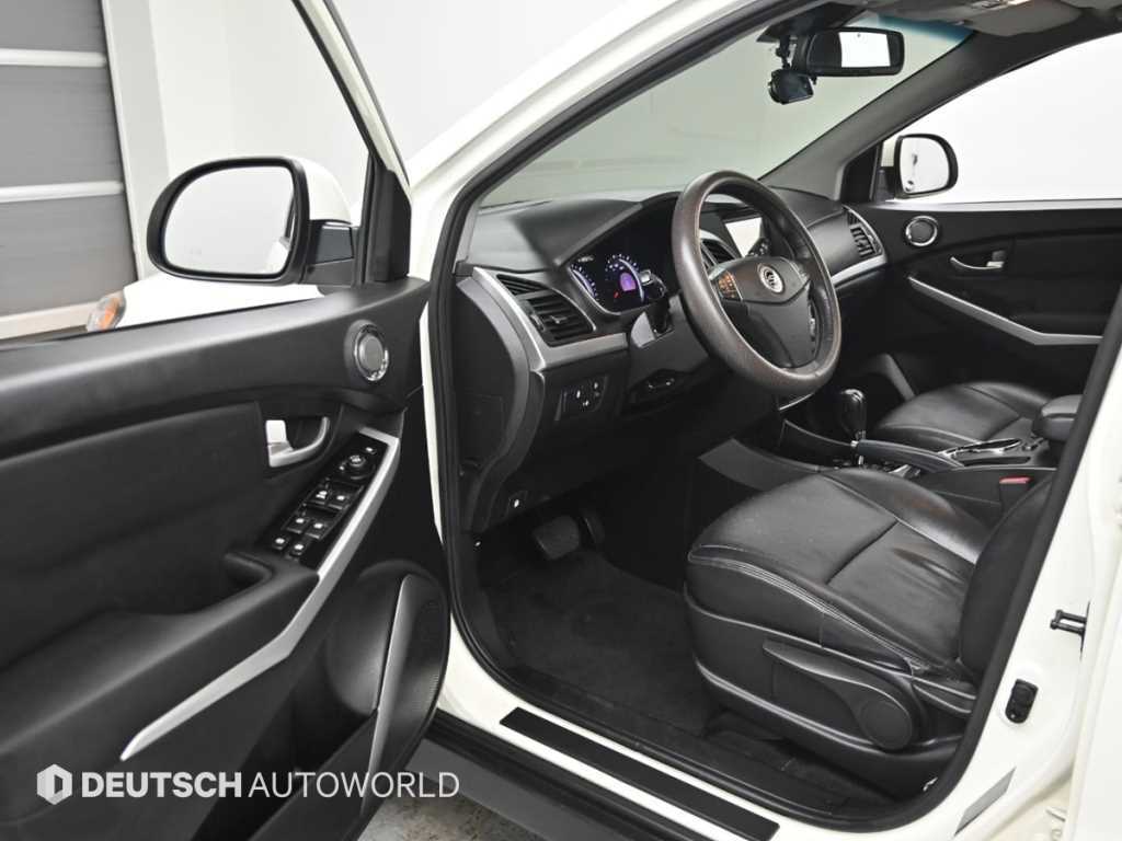 Ssangyong Korando - Vista 11