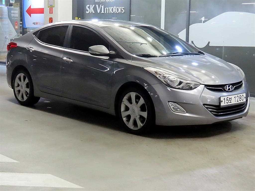 HYUNDAI Avante 2011 Gris - Importación desde Corea - HF Imports Iquique - Foto 1