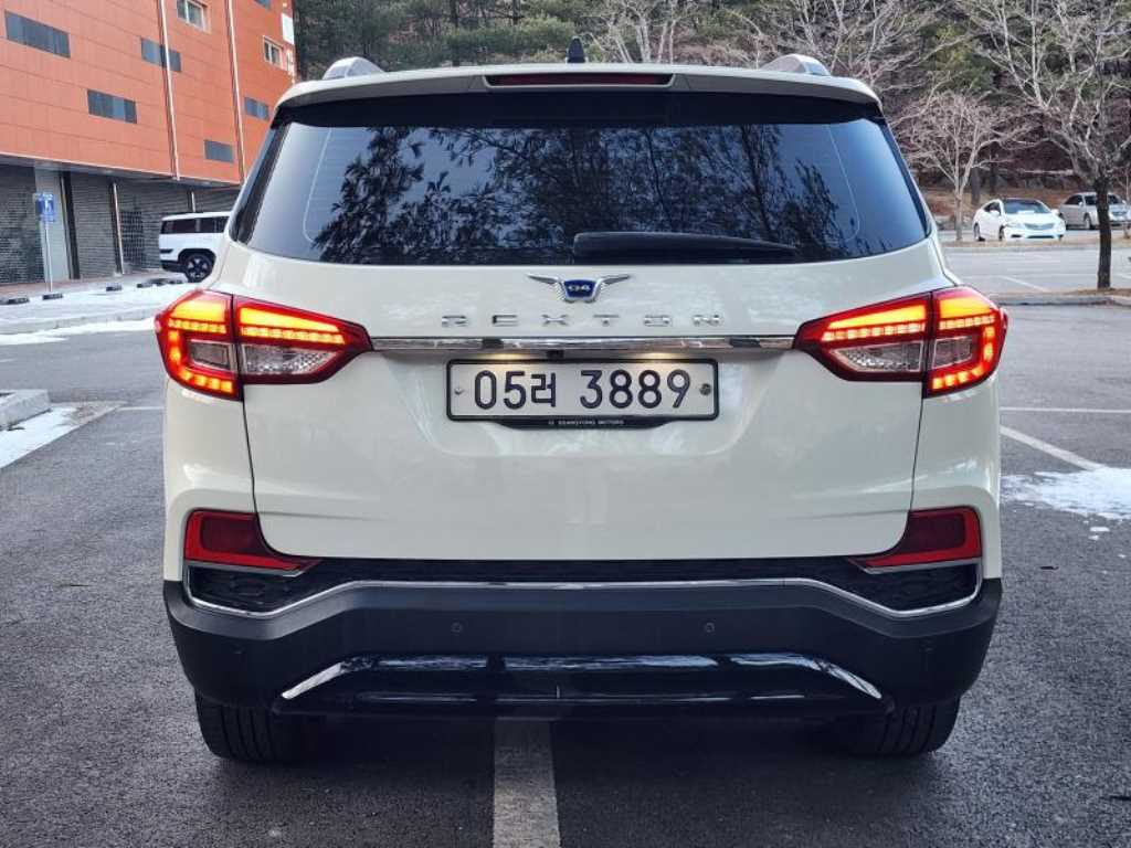 Ssangyong Rexton - Vista 5