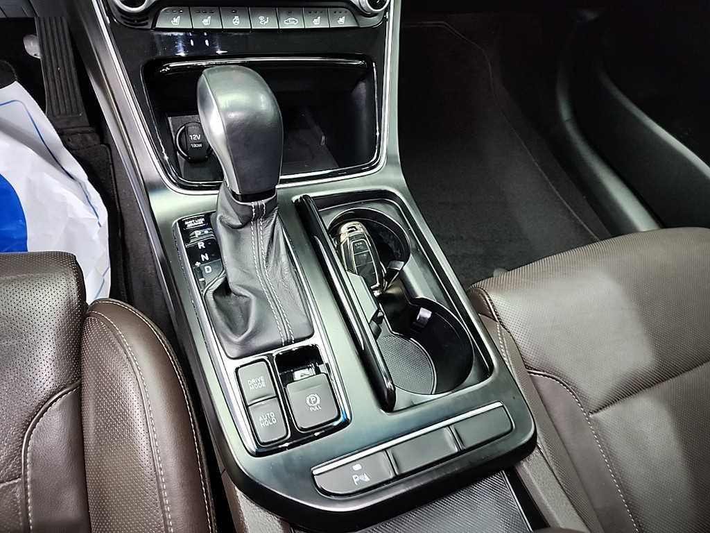 HYUNDAI Grandeur - Vista 8