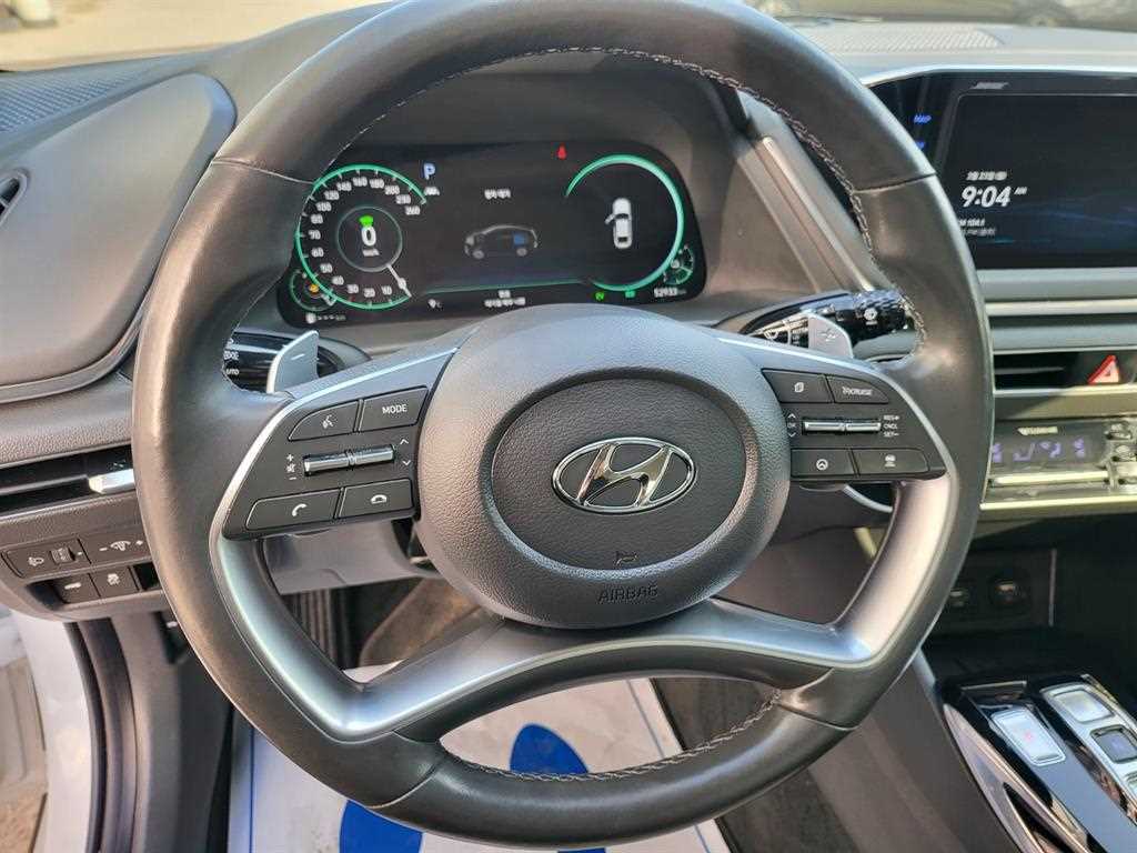 HYUNDAI Sonata - Vista 8