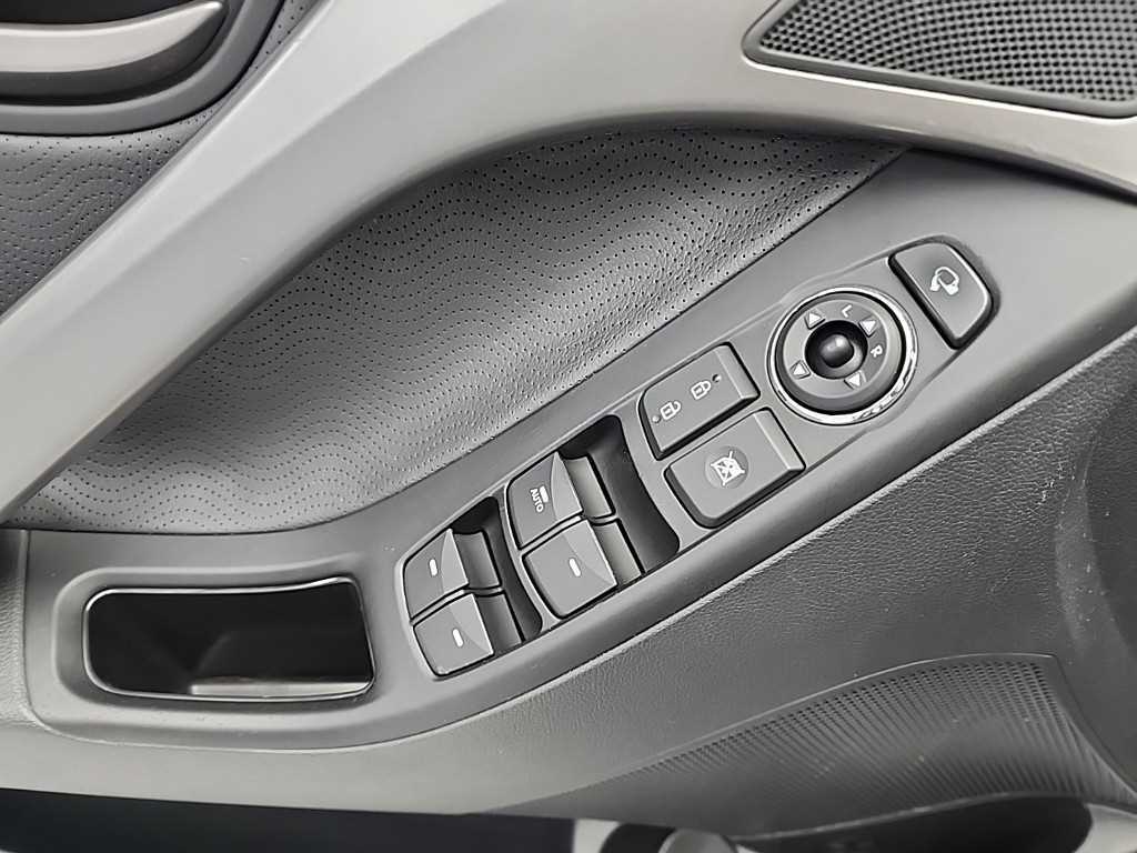 HYUNDAI Avante 2012 Gris - Importación desde Corea - HF Imports Iquique - Foto 15