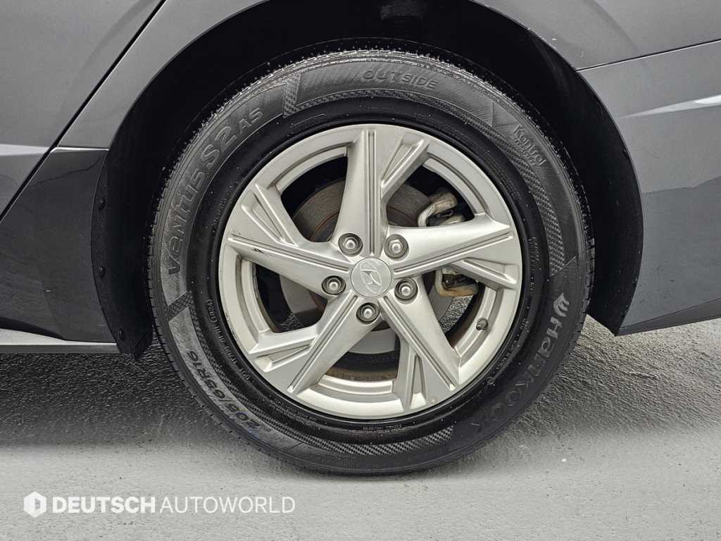 HYUNDAI Sonata - Vista 5