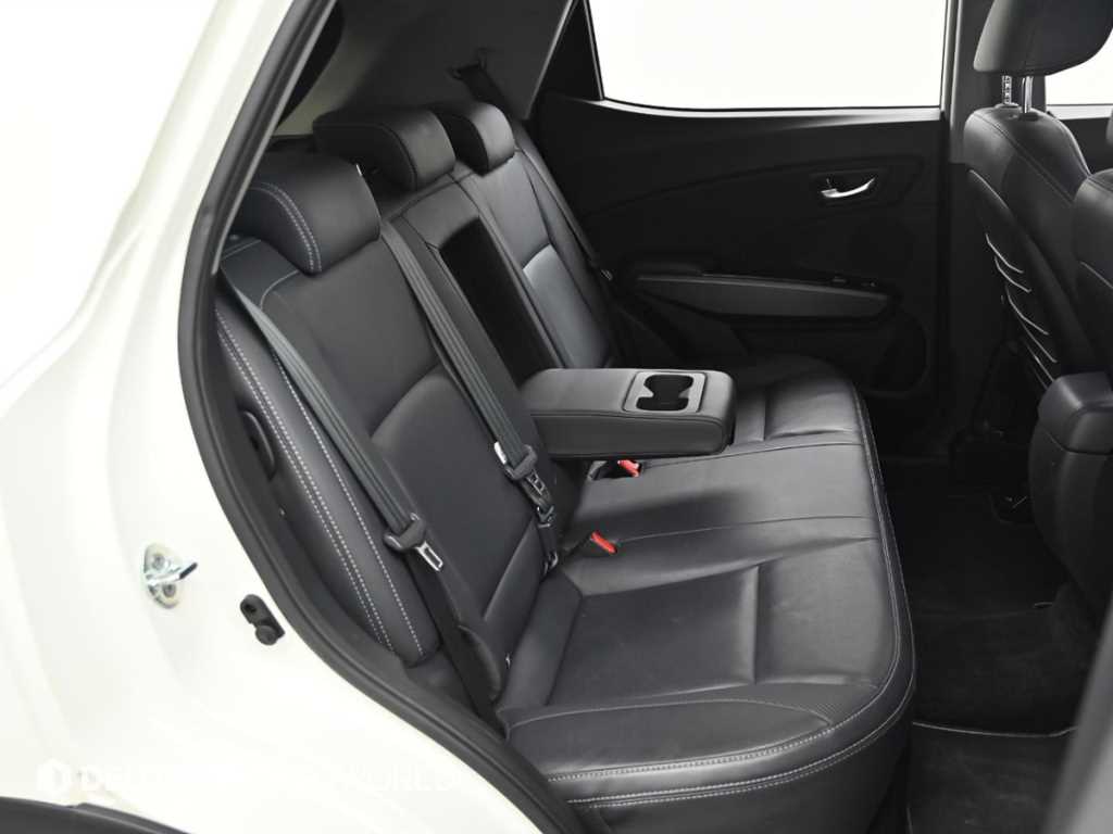 Ssangyong Tivoli - Vista 12