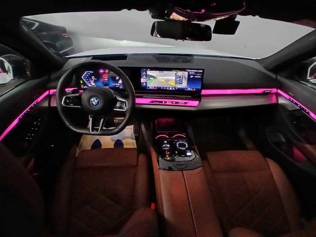 BMW 5 Series - Vista 6