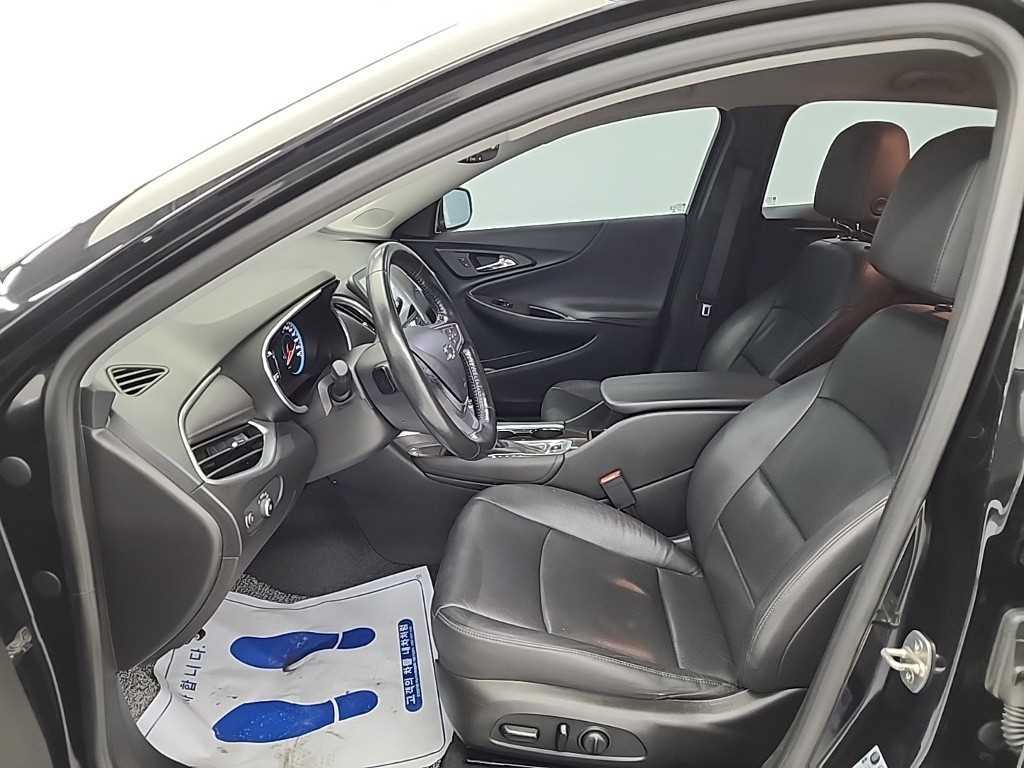 Chevrolet Malibu - Vista 11