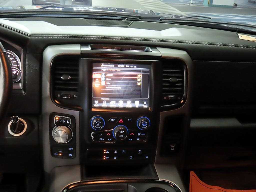 DODGE Rampic Up - Vista 11