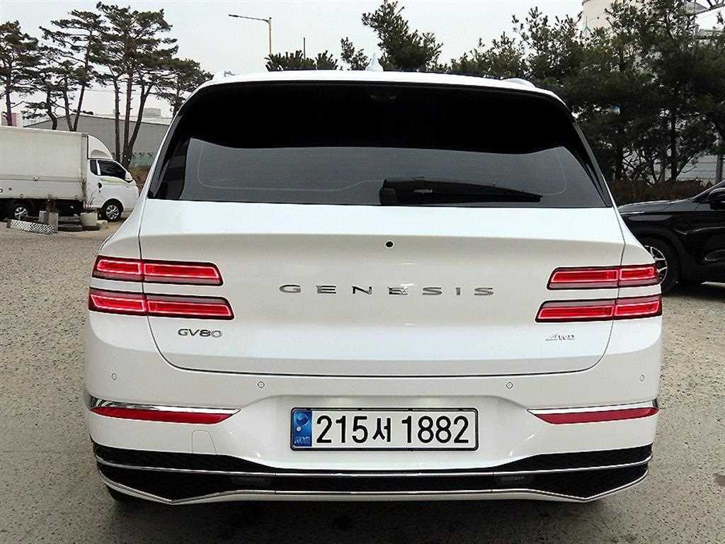 Genesis GV80 - Vista 4