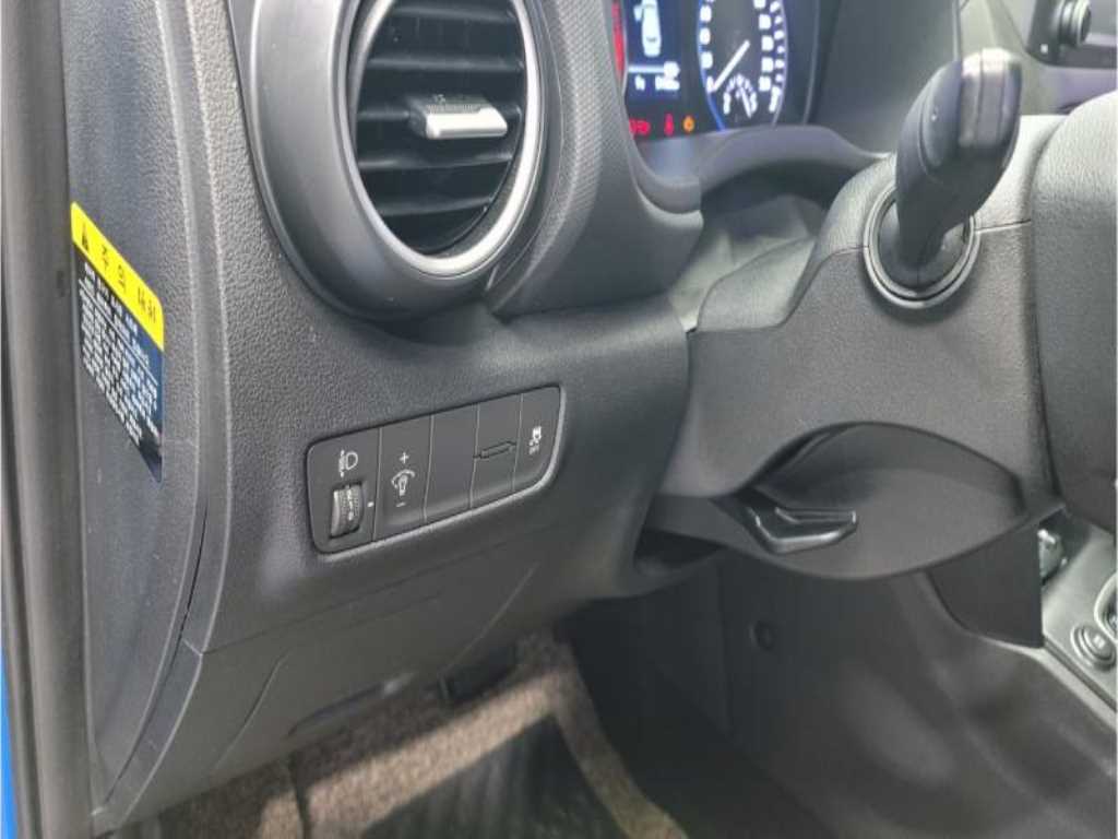 HYUNDAI Kona - Vista 8