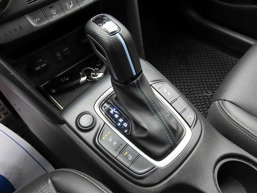 HYUNDAI Kona - Vista 11