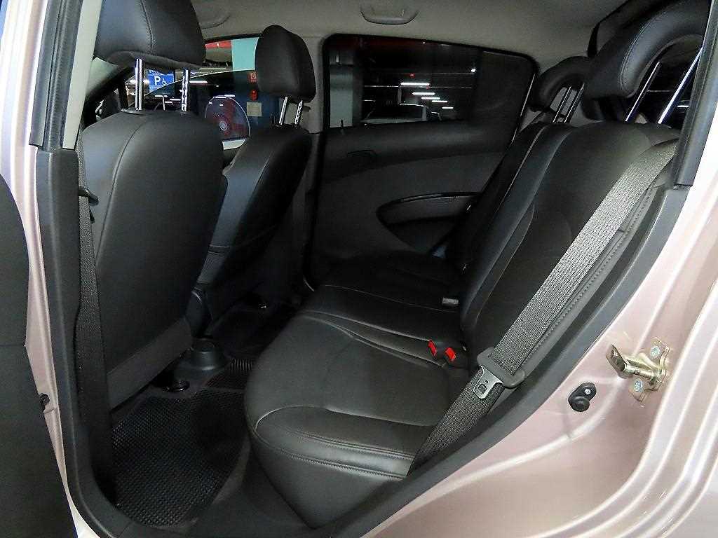 Chevrolet Spark - Vista 7