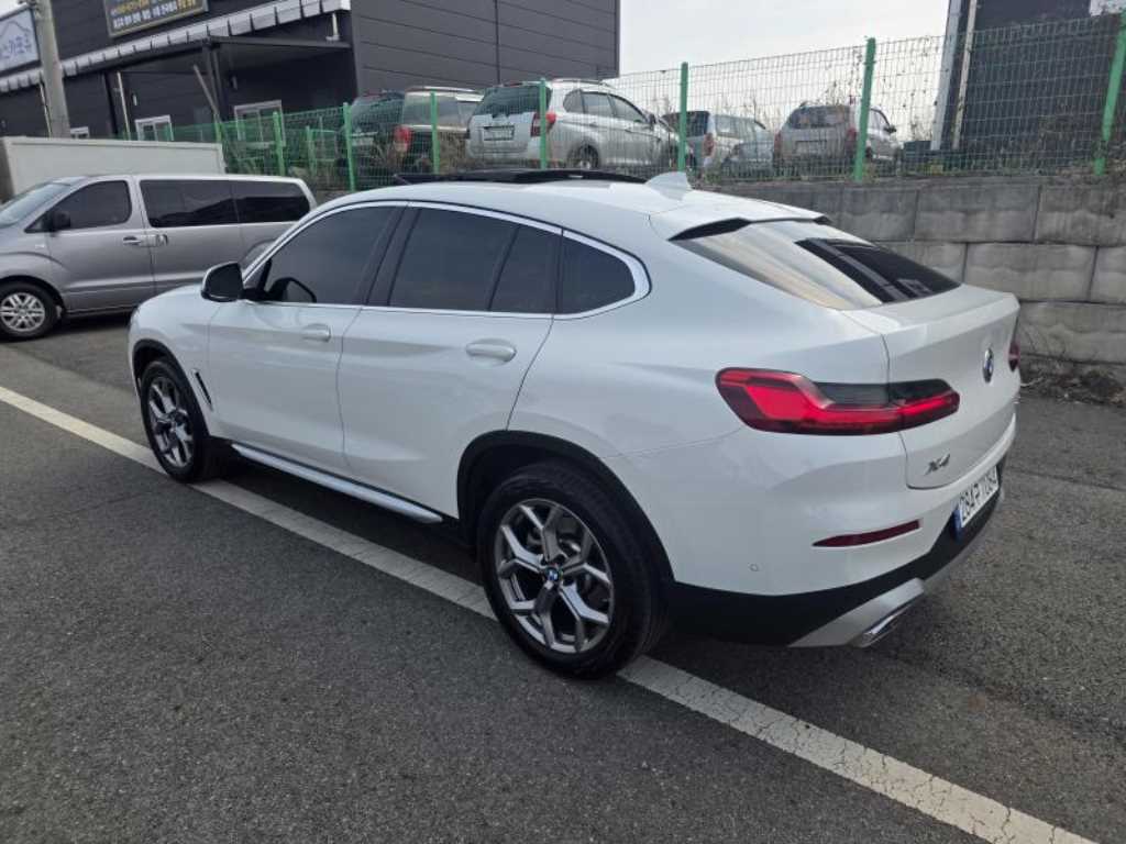 BMW X4 - Vista 5