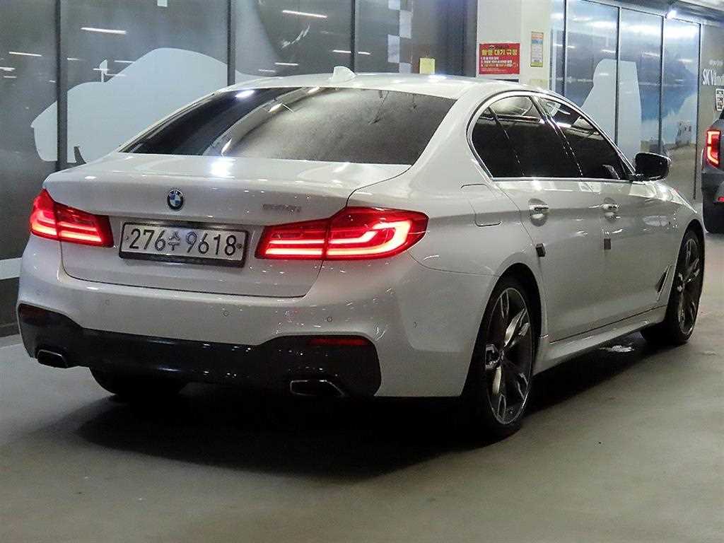 BMW 5 Series - Vista 4