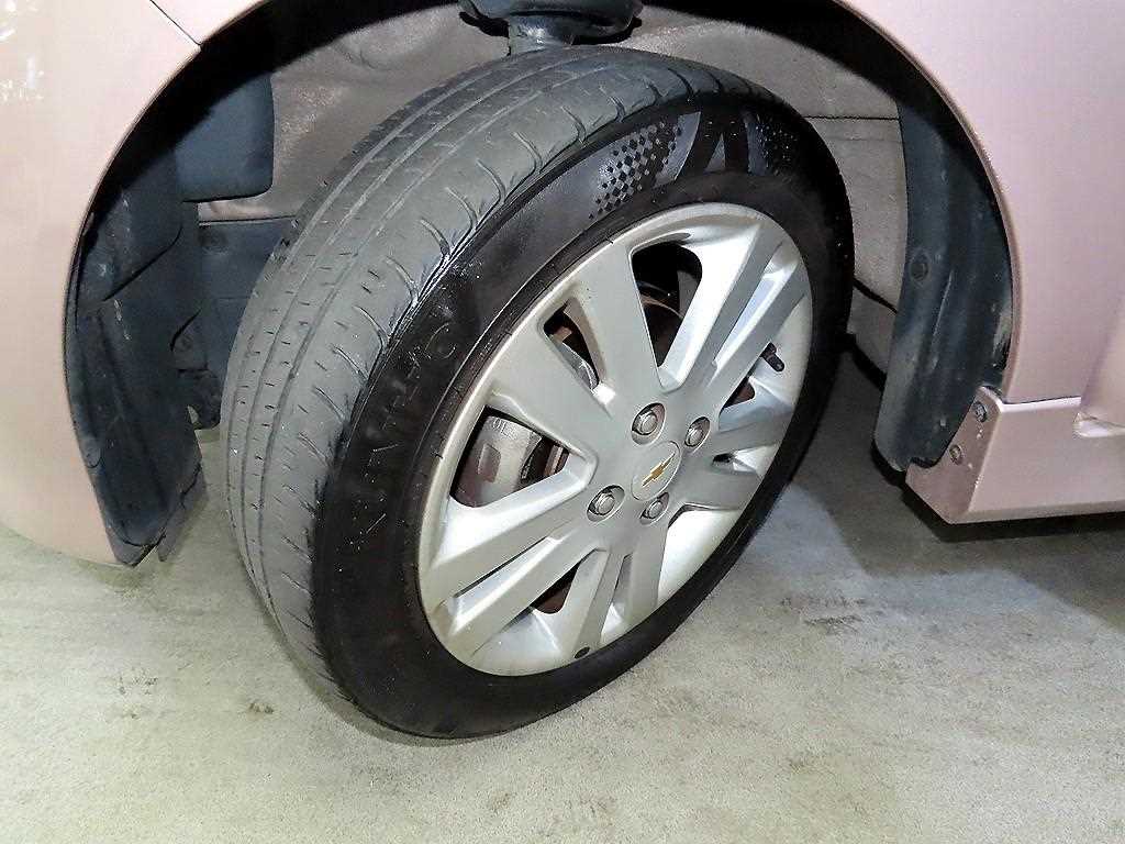 Chevrolet Spark 2013 Morado - Importación desde Corea - HF Imports Iquique - Foto 17