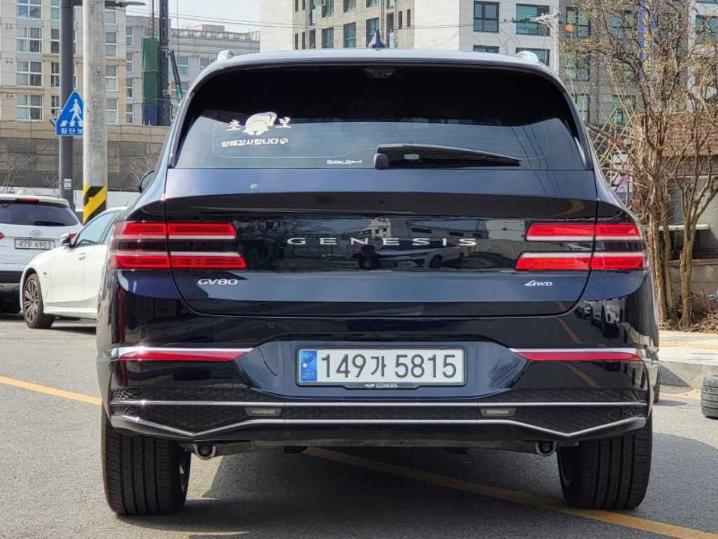 Genesis GV80 - Vista 4