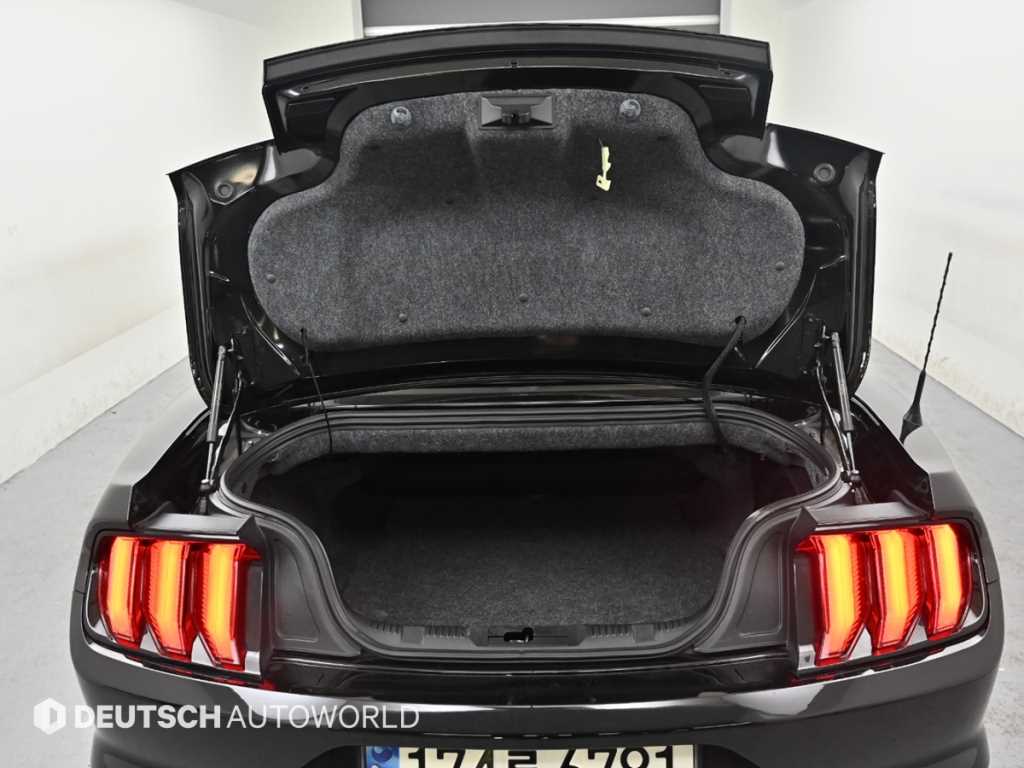 Ford Mustang 2019 Negro - Importación desde Corea - HF Imports Iquique - Foto 18
