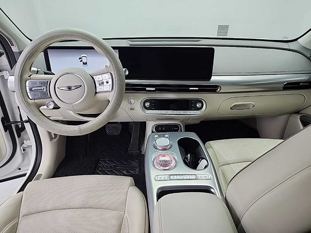 Genesis GV60 - Vista 7