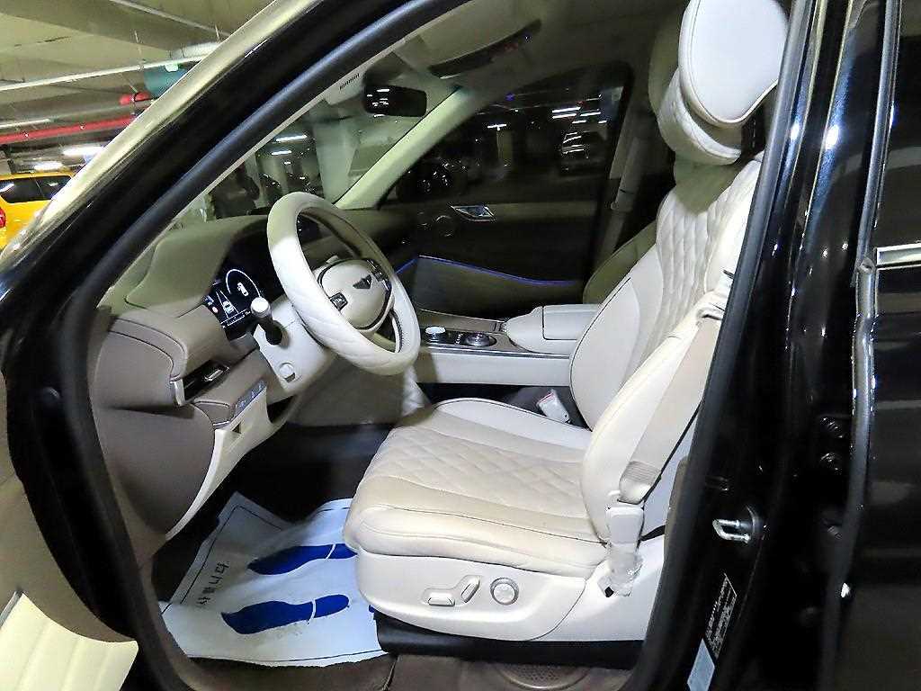 Genesis GV80 - Vista 6