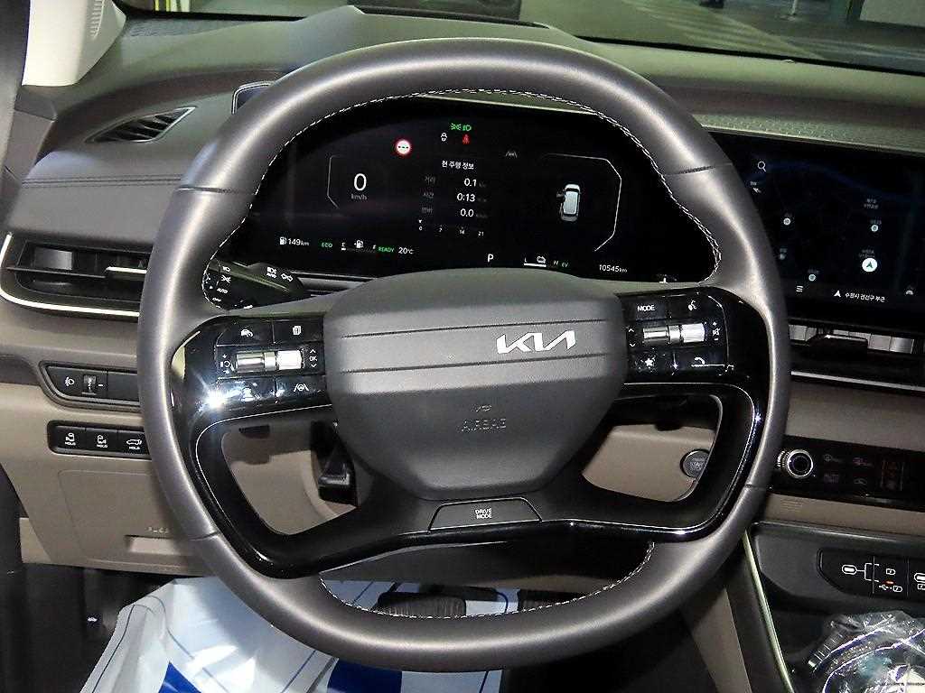 KIA Carnival - Vista 8