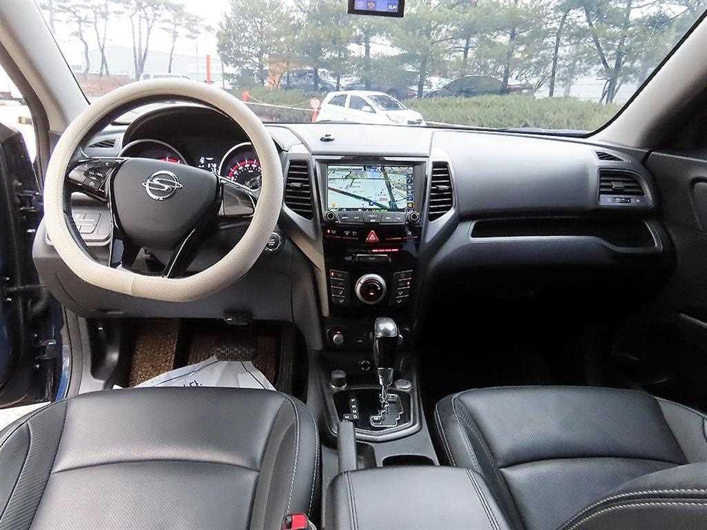 Ssangyong Tivoli - Vista 7