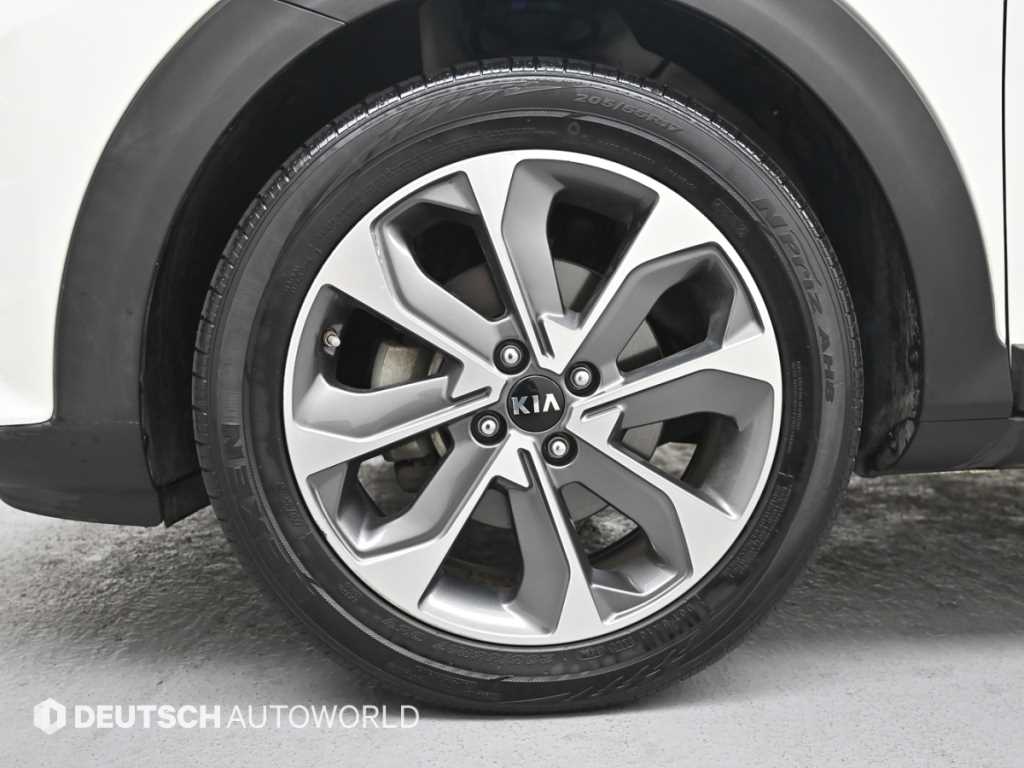 KIA Stonic - Vista 5