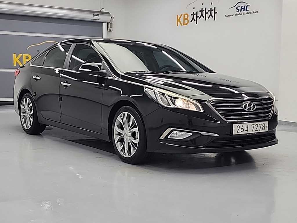 HYUNDAI Sonata - Vista 4