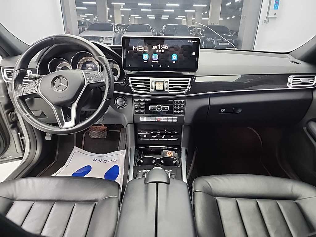 Mercedes Benz E class - Vista 7