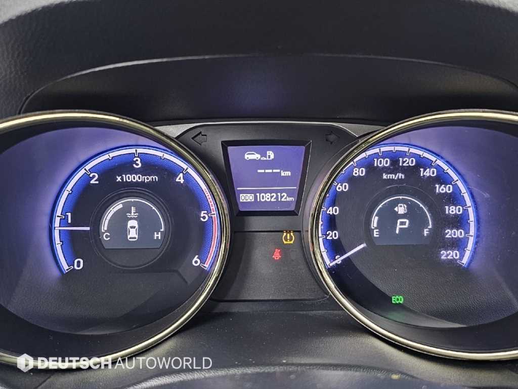 HYUNDAI Tucson - Vista 8