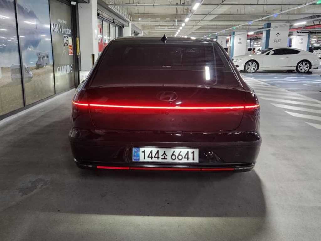 HYUNDAI Grandeur - Vista 5