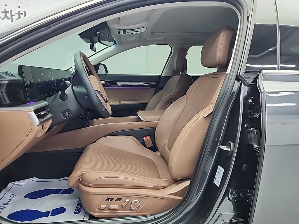 HYUNDAI Grandeur - Vista 11