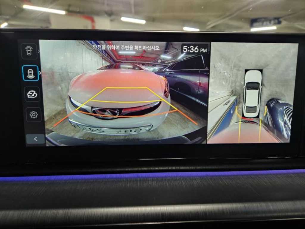 HYUNDAI Grandeur - Vista 11