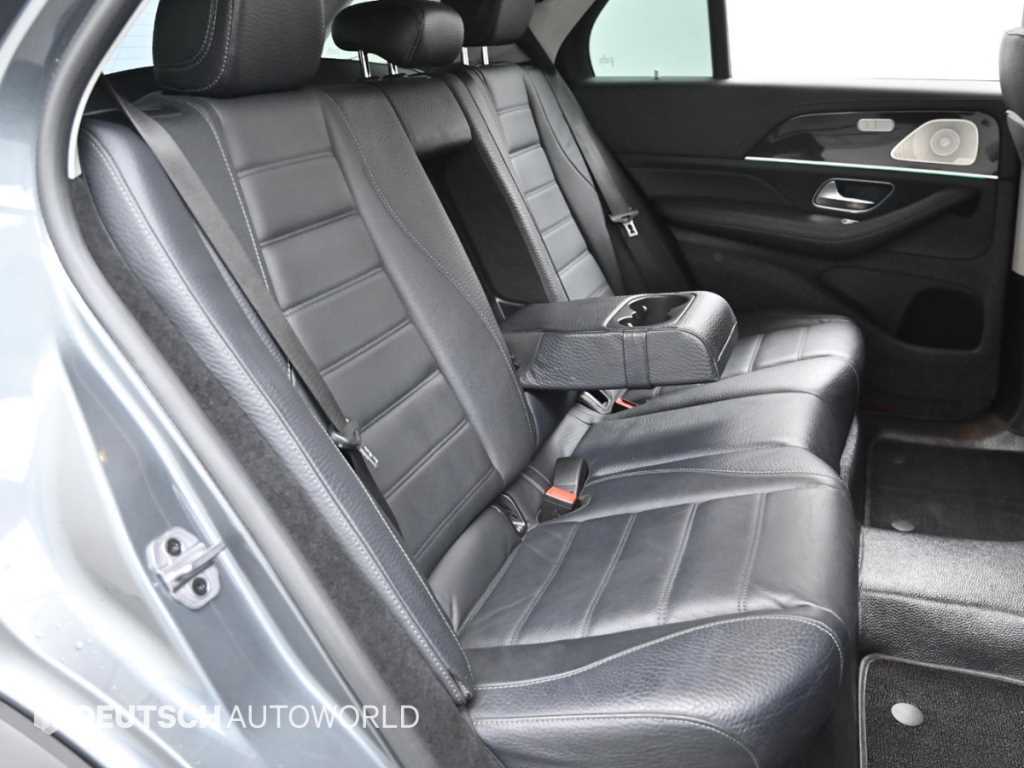 Mercedes Benz GLE Class - Vista 12