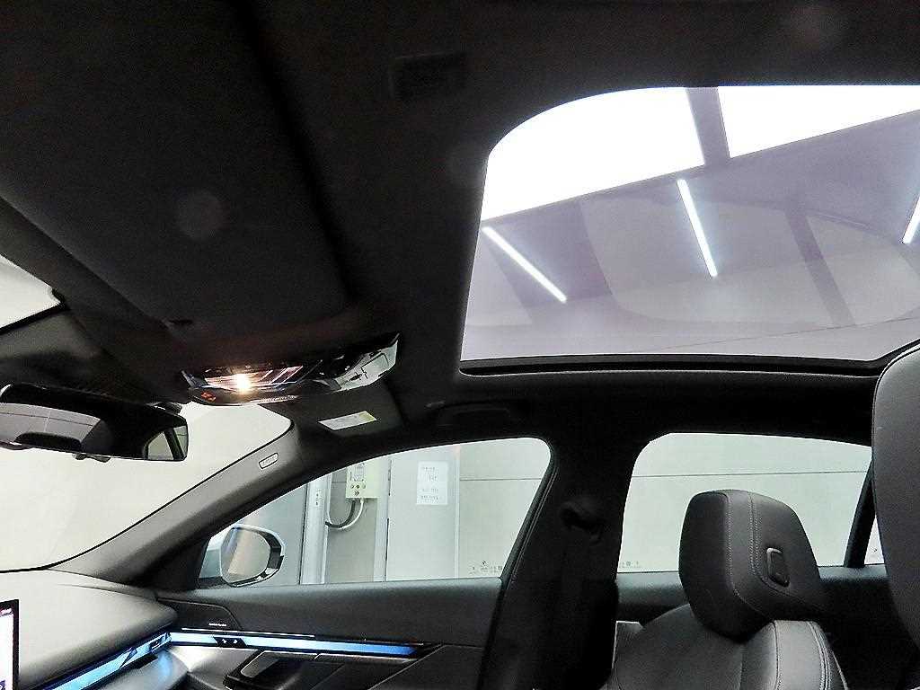 BMW 5 Series 2025 - Importación desde Corea - HF Imports Iquique - Foto 16