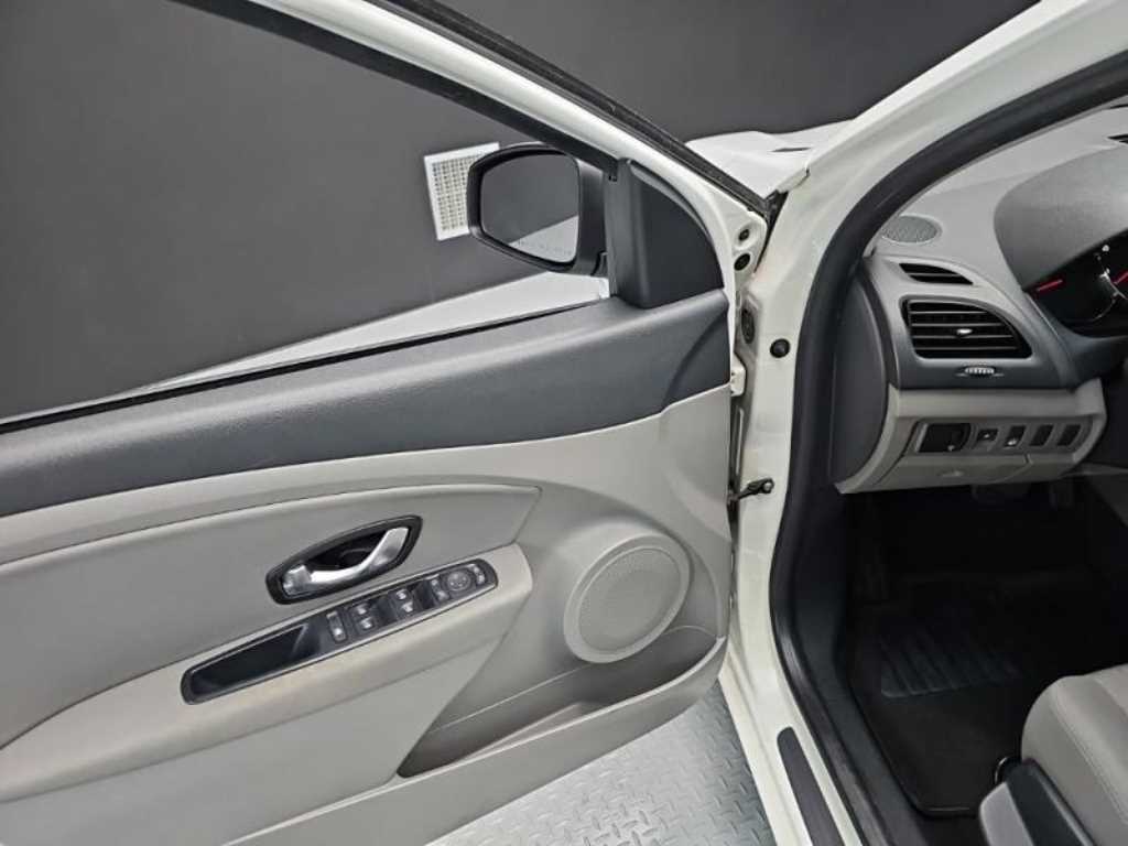 SAMSUNG SM3 2011 Blanco - Importación desde Corea - HF Imports Iquique - Foto 17