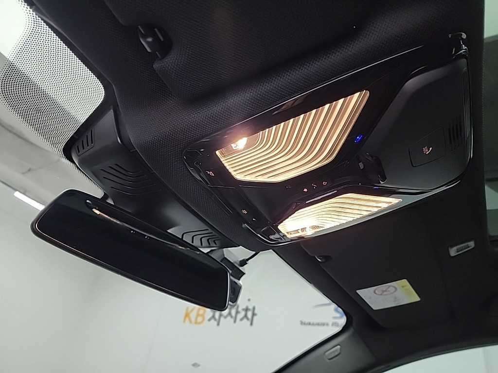 BMW 5 Series 2020 Negro - Importación desde Corea - HF Imports Iquique - Foto 17