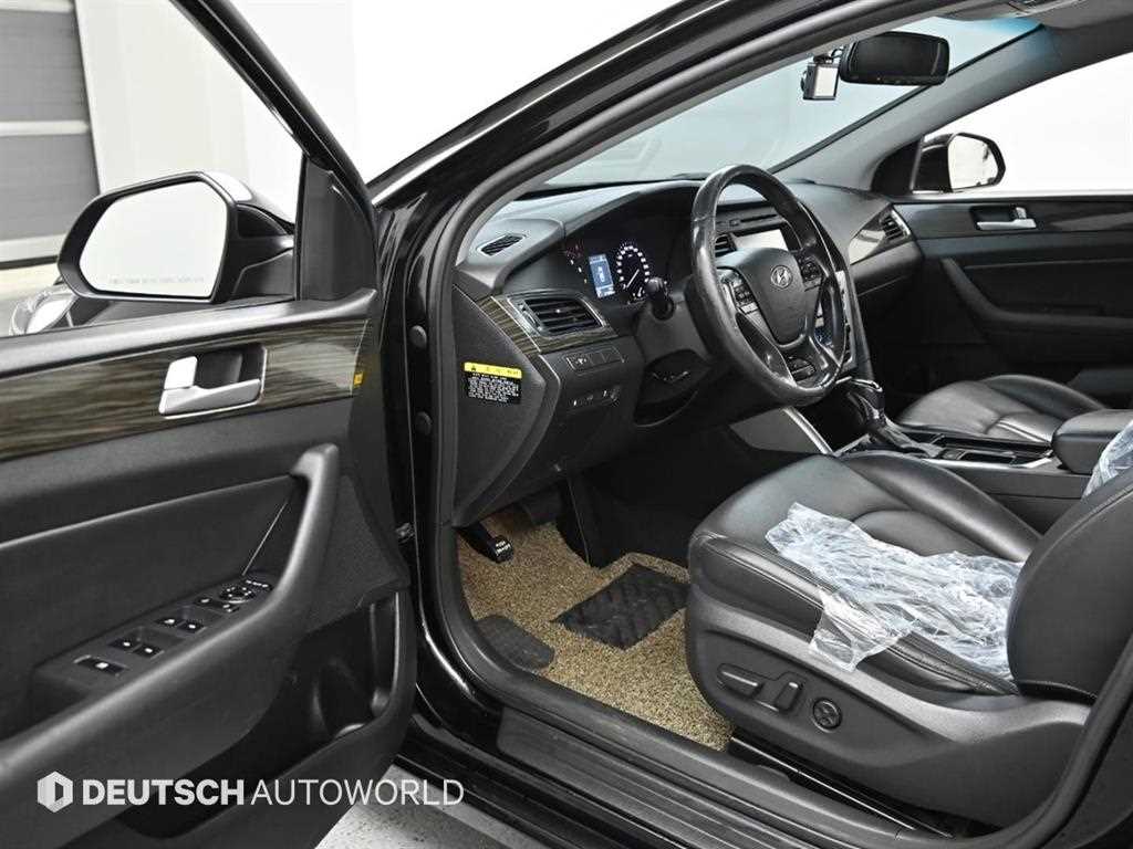 HYUNDAI Sonata - Vista 11