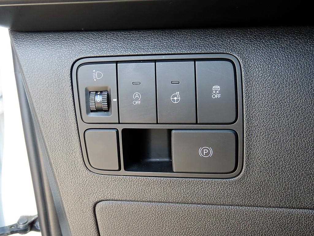 HYUNDAI Staria - Vista 12